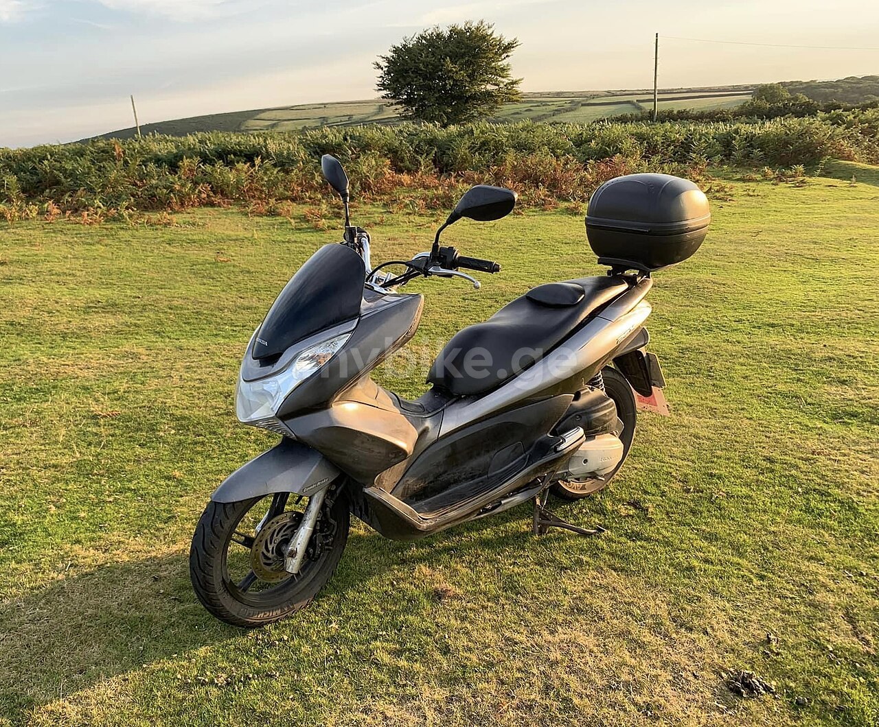Honda PCX 2021 — 3