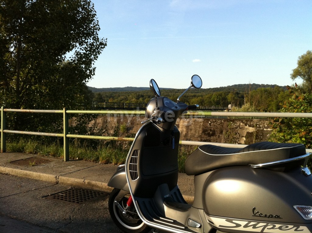 Vespa GTS 2022 — 2