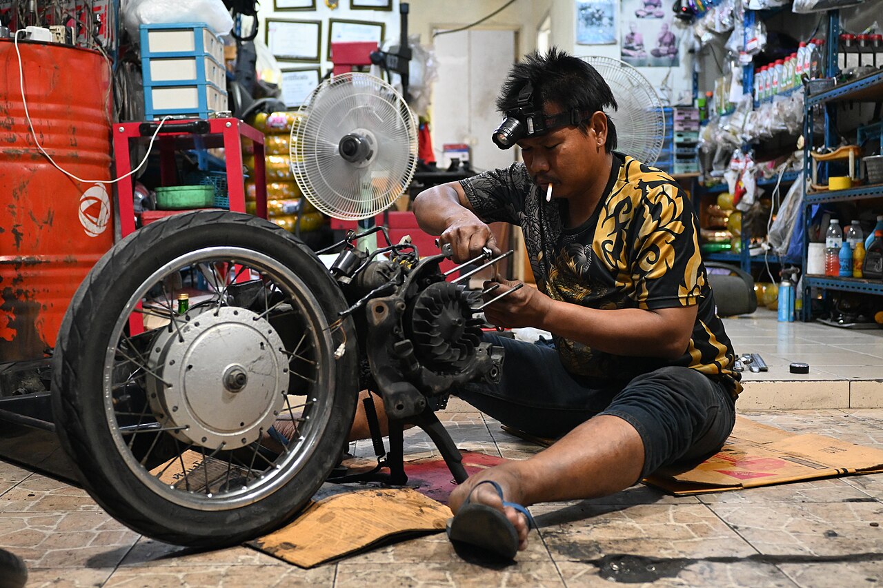 How to prepare your motorcycle for the new season: 10-point checklist