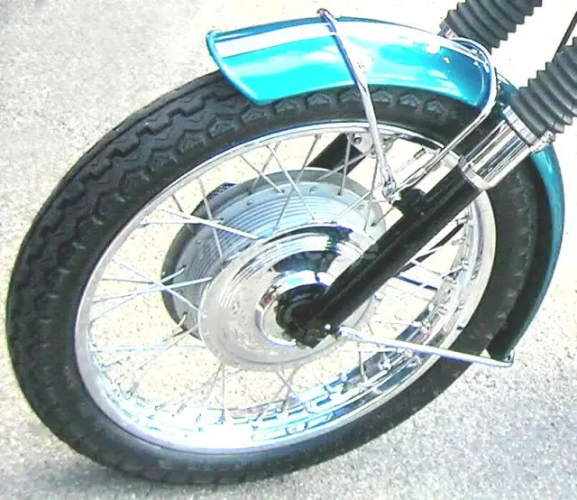 Dunlop TT100 front tyre